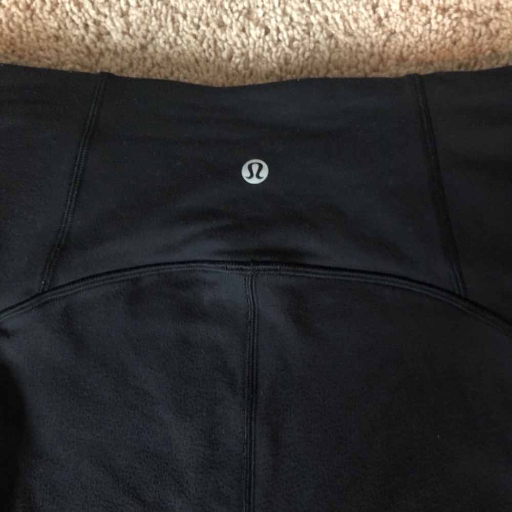 Lululemon Leggings with a scrunch at the bottom